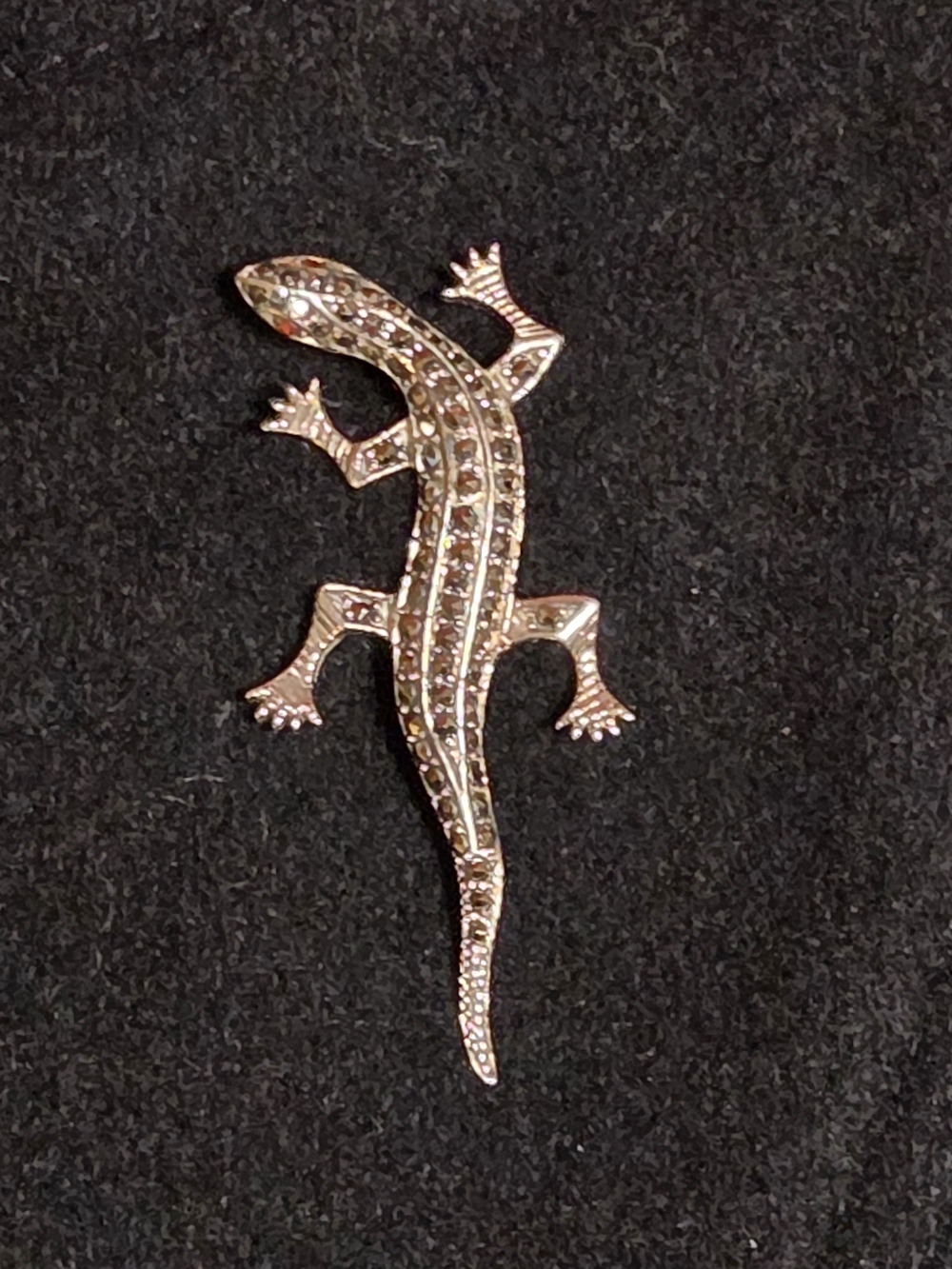 Sterling Silver Lizard Reptile Pin - Decorative Brooch